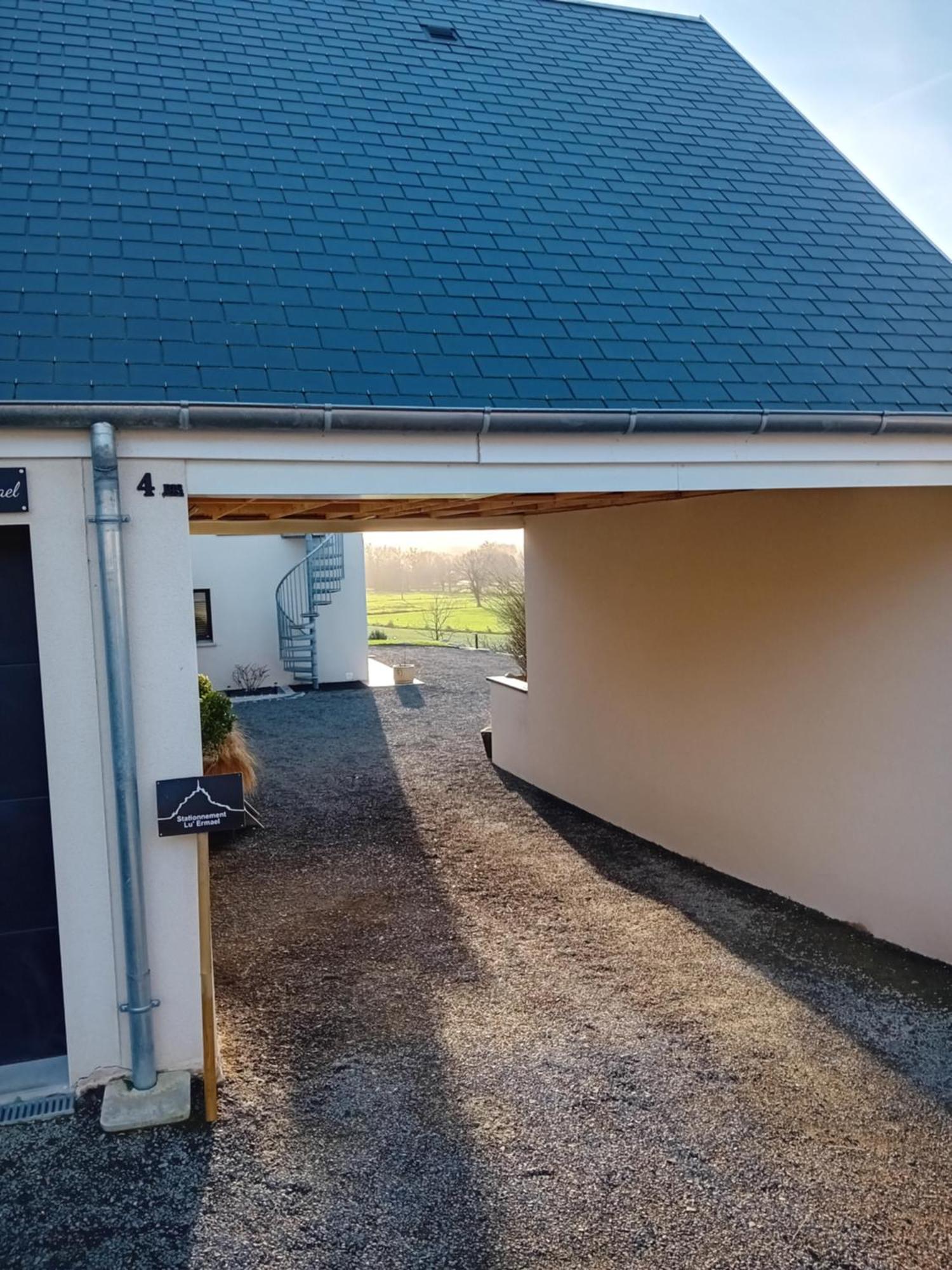 Appartement Lu'Ermael Avec Vue Mont Saint Michel Courtils Exterior foto